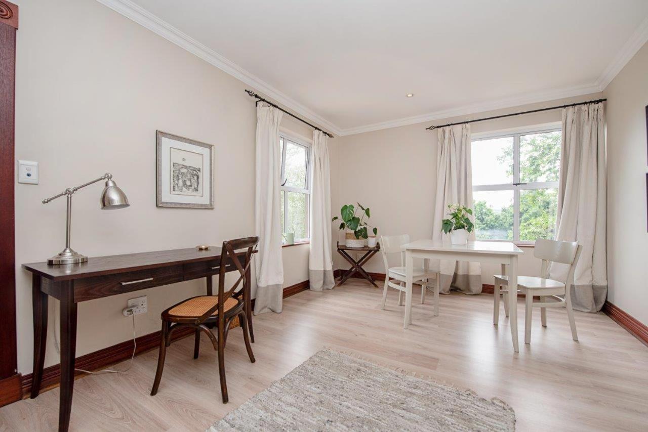 Wild Olive Executive Suite Johannesburg Exteriör bild